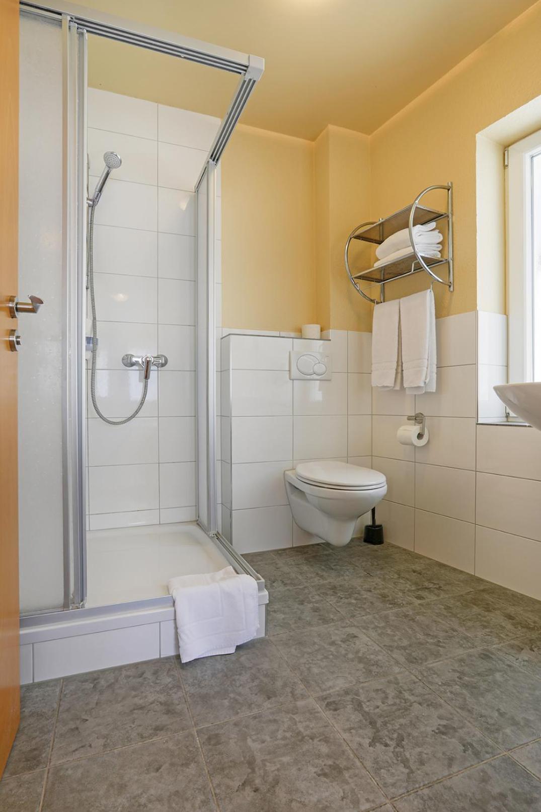 Lindenhof Otel Osterspai Dış mekan fotoğraf