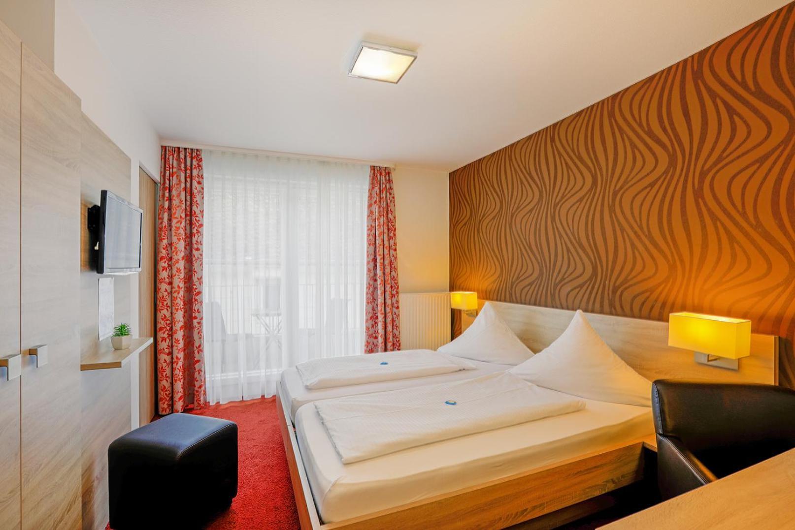 Lindenhof Otel Osterspai Dış mekan fotoğraf