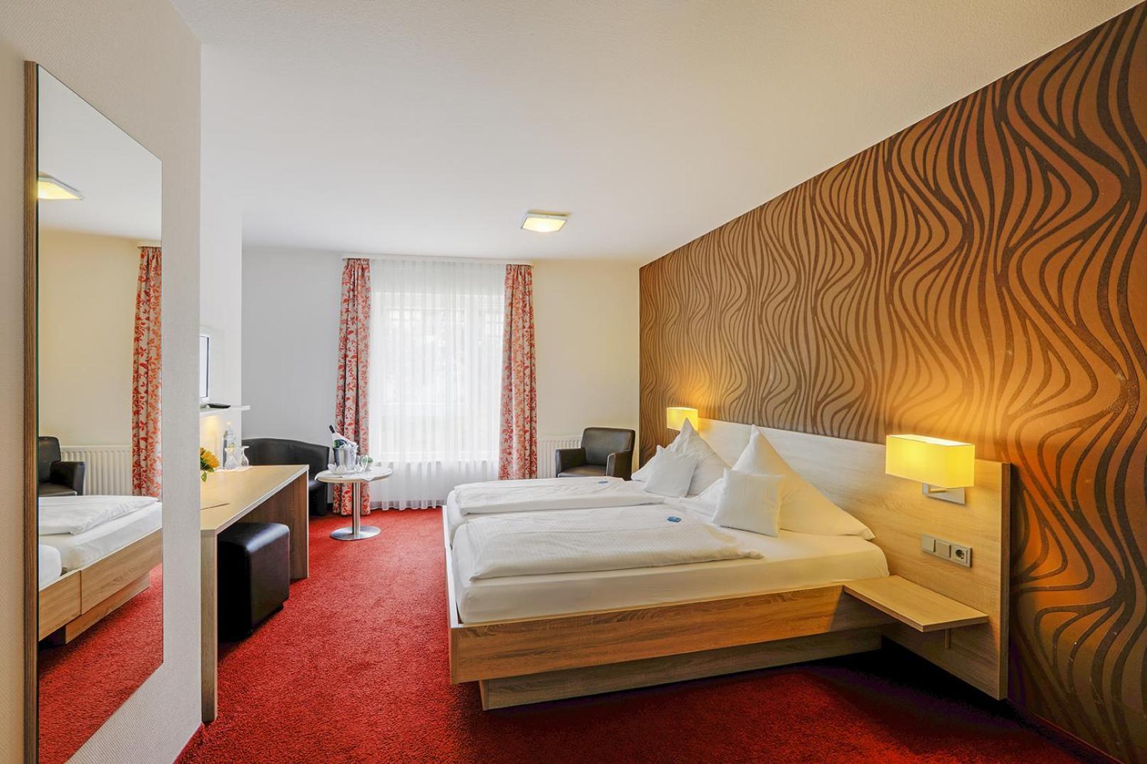 Lindenhof Otel Osterspai Dış mekan fotoğraf
